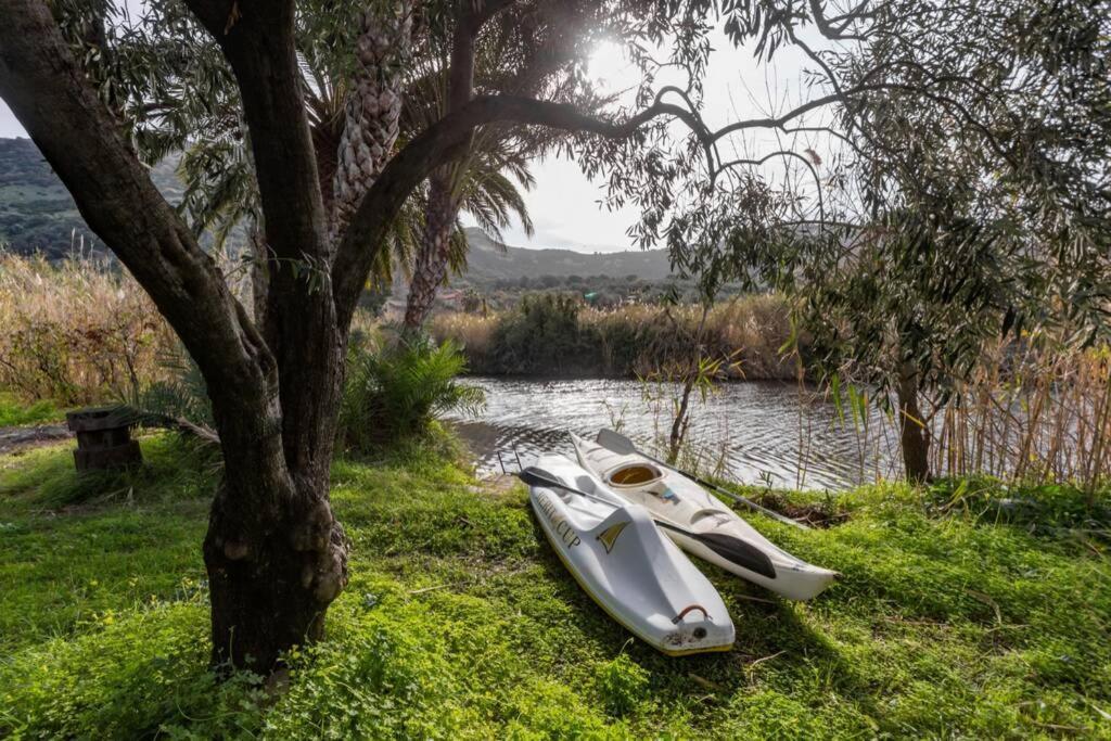 A Charming Country Cottage + Bikes And Kayaks Bosa Esterno foto