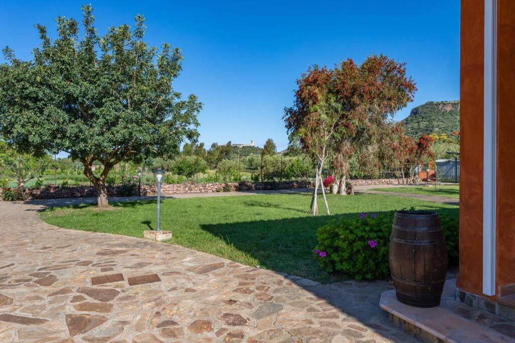 A Charming Country Cottage + Bikes And Kayaks Bosa Esterno foto